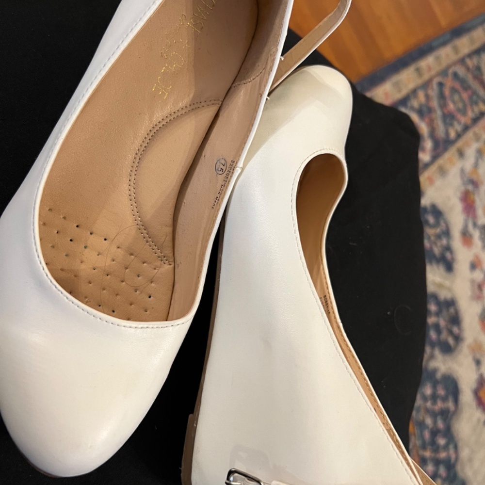 Shoes - Picture 2 of 3